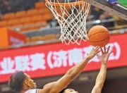 爱游戏竞技-包含山东男篮遭遇逆境，面临淘汰危机的词条