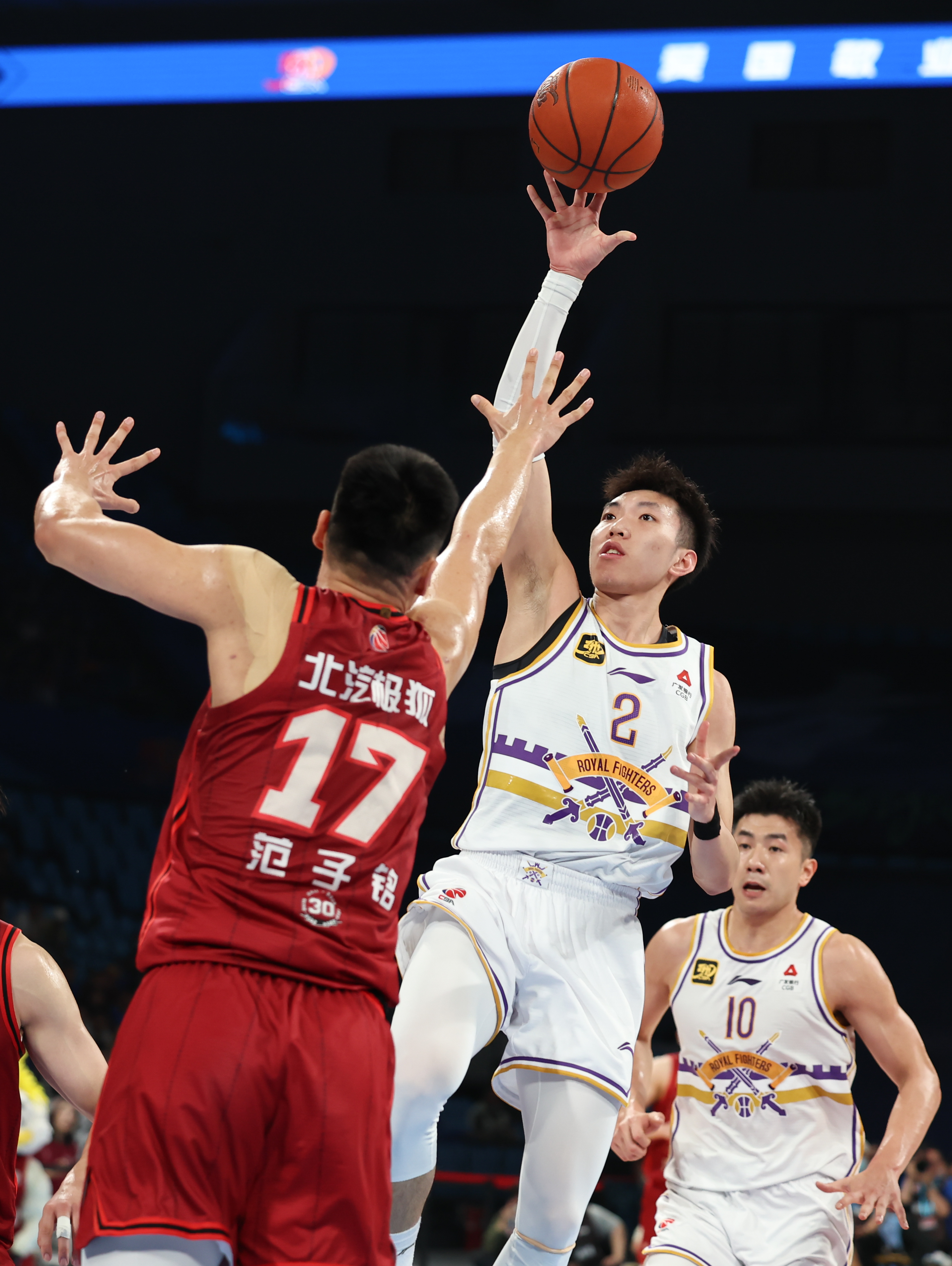 在北京队赛场上演CBA季后赛，破门，引发全场沸腾