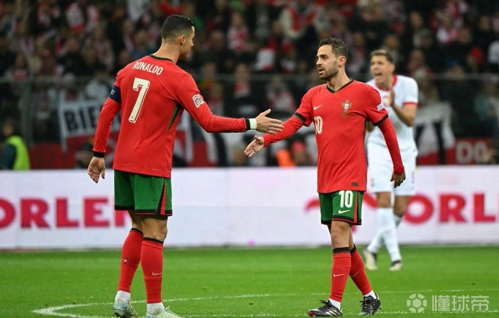 欧国联赛胜负难定,球队斗志昂扬 欧国联赛胜负难定,球队斗志昂扬