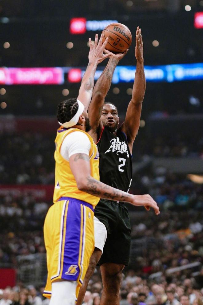 快船逆转湖人，克里斯保罗分临场发挥的简单介绍