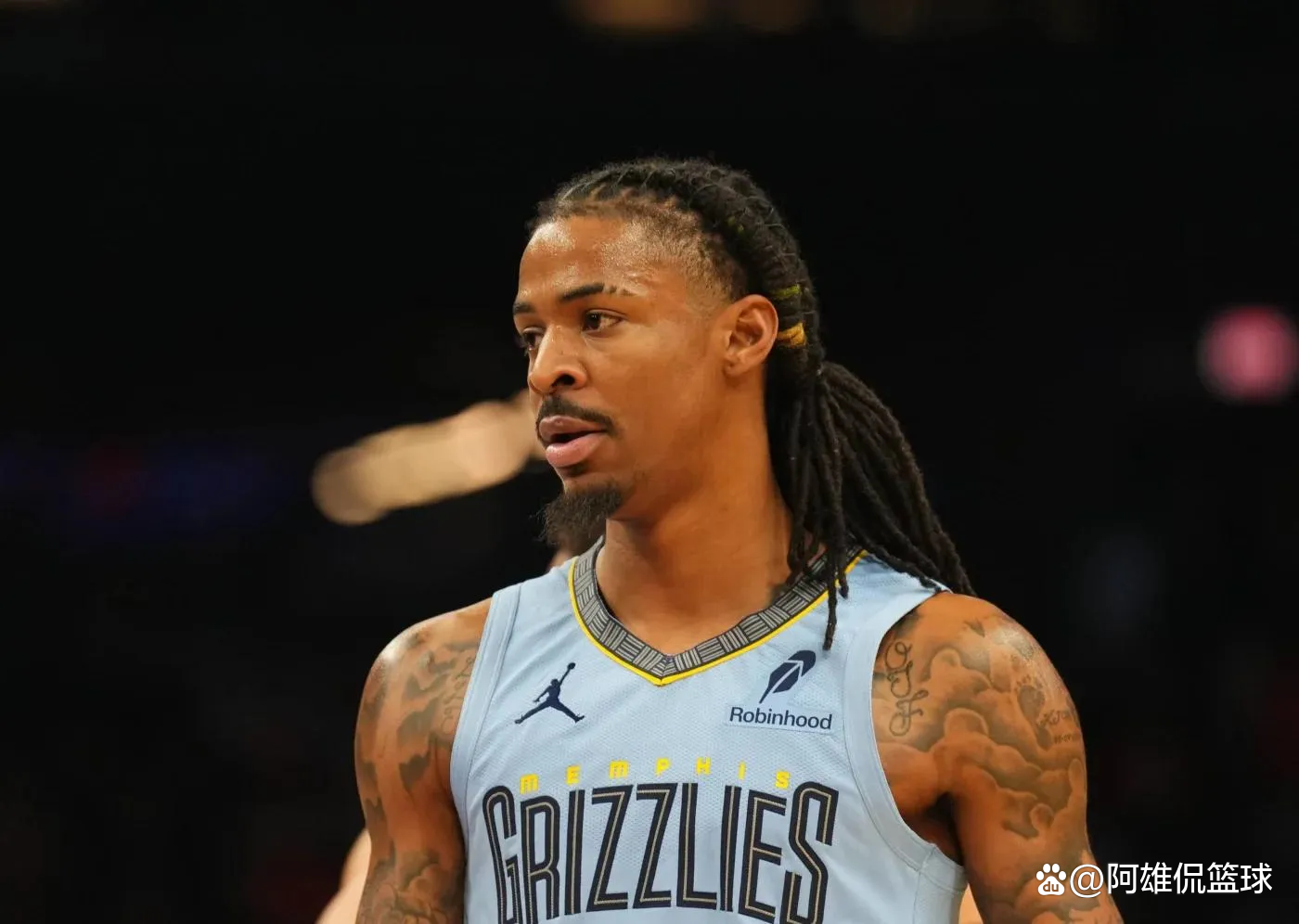 灰熊胜雄鹿豪取两连胜，莫兰特里斯助攻破10