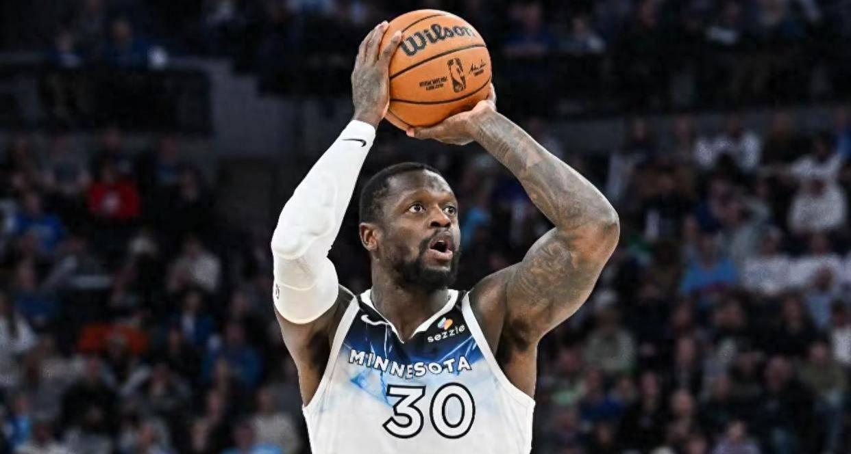 森林狼球员积极备战迎战热火，争取胜利的简单介绍