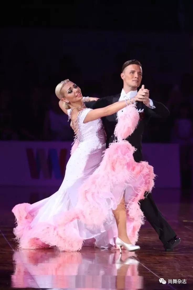 赛场情报瞬间揭秘，不容错过的实时报道！的简单介绍